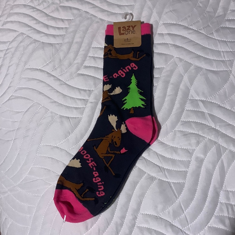 NWT Lazy One Moose socks. Fits womens shoe size 5-10 or men’s shoe si…